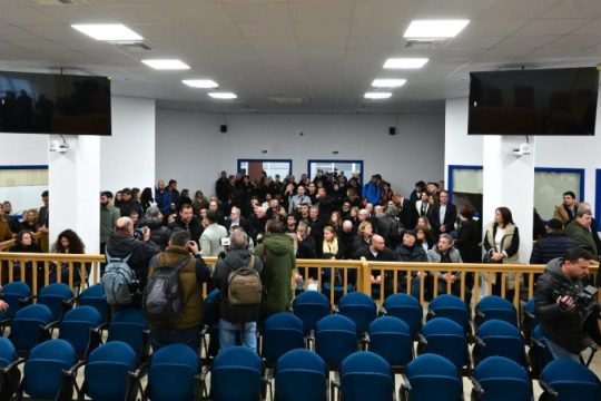 Εισαγγελική παρέμβαση για την αίθουσα της δίκης των Τεμπών